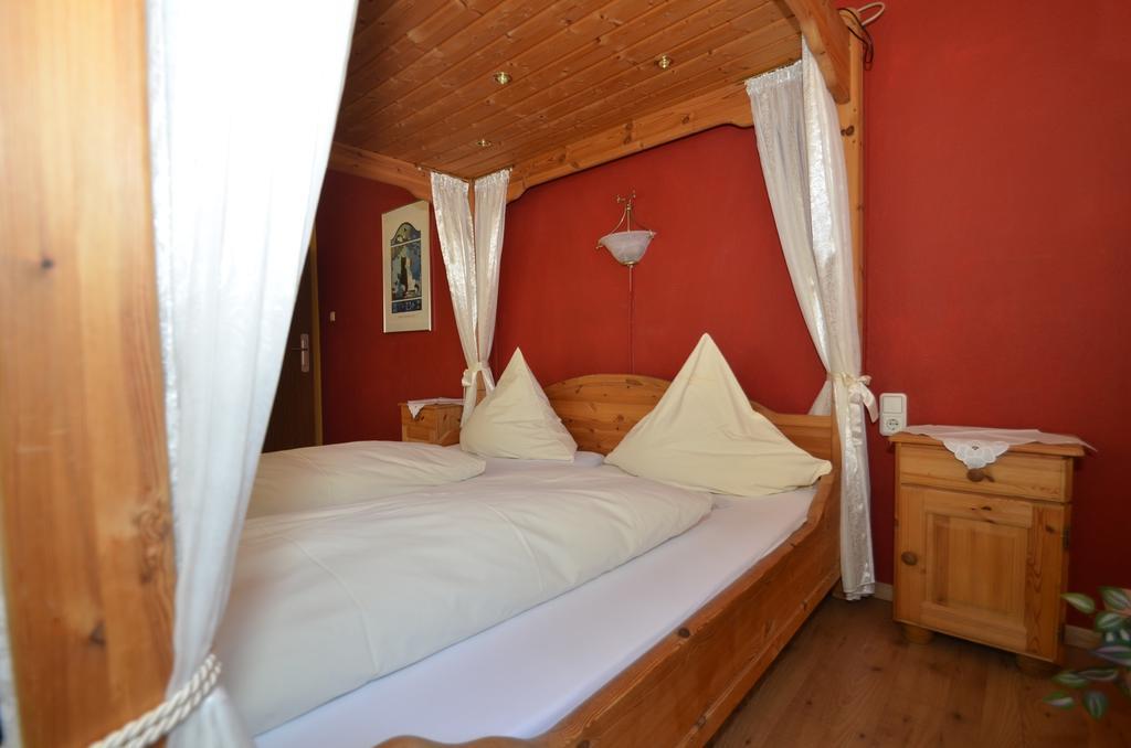 Hotel Feiden Garni Ediger-Eller Esterno foto
