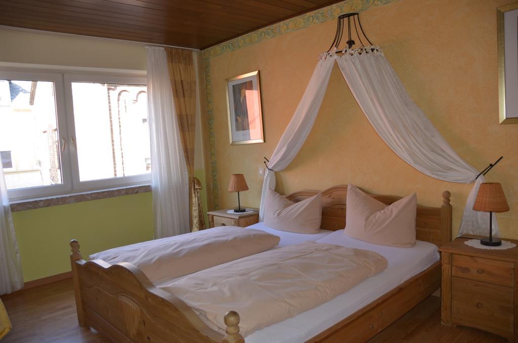 Hotel Feiden Garni Ediger-Eller Esterno foto