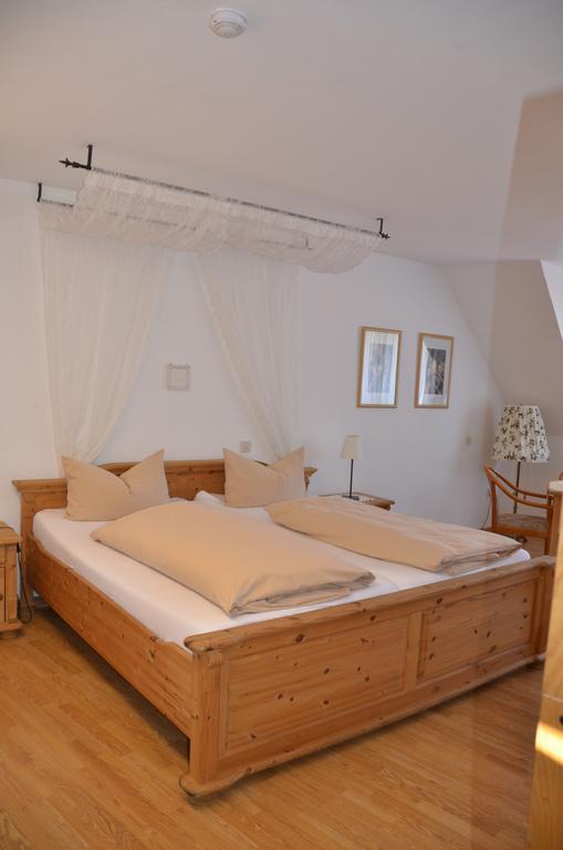 Hotel Feiden Garni Ediger-Eller Esterno foto