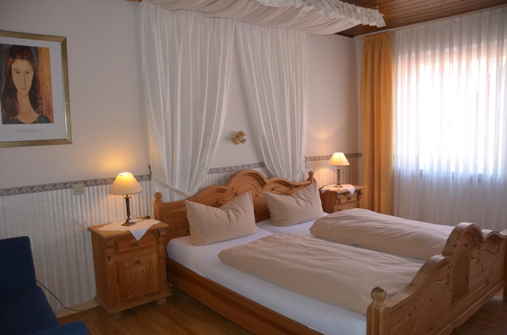 Hotel Feiden Garni Ediger-Eller Esterno foto